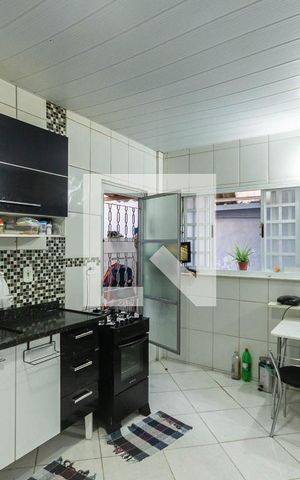 Casa à venda com 345m², 5 quartos e sem vagaCozinha