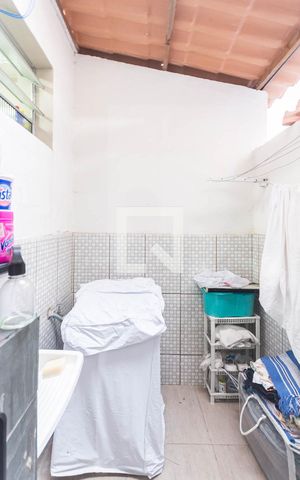 Casa à venda com 345m², 5 quartos e sem vagaÁrea de Serviço