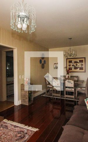 Apartamento à venda com 102m², 3 quartos e 1 vaga Apartamento à venda com 102m², 3 quartos e 1 vagaSala