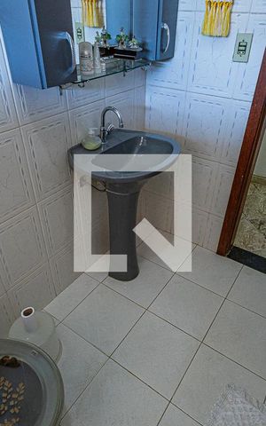 Casa à venda com 350m², 3 quartos e 2 vagas Casa à venda com 350m², 3 quartos e 2 vagasSuite