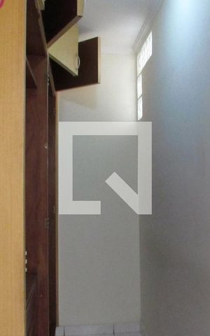 Apartamento para alugar com 71m², 2 quartos e 1 vagaSuíte - closet