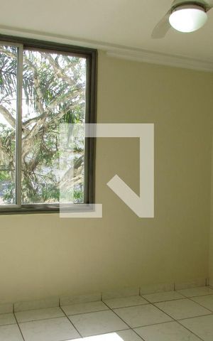 Apartamento para alugar com 71m², 2 quartos e 1 vagaSuíte