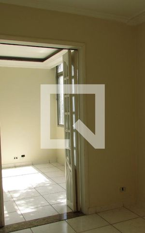 Apartamento para alugar com 71m², 2 quartos e 1 vagaSala