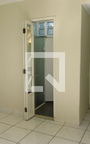 Apartamento para alugar com 71m², 2 quartos e 1 vagaSuíte