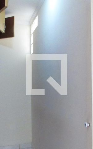 Apartamento para alugar com 71m², 2 quartos e 1 vagaSuíte - closet
