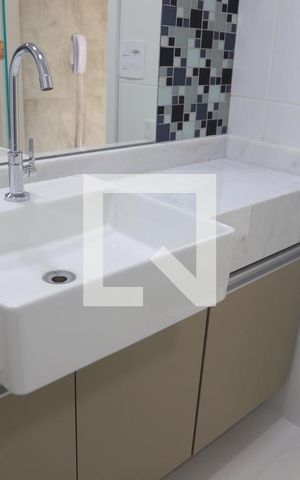 Studio para alugar com 32m², 0 quarto e sem vagaStudio Banheiro