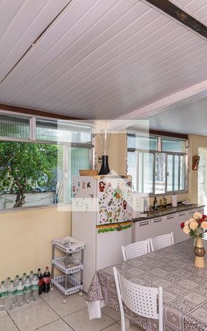 Apartamento à venda com 146m², 2 quartos e sem vaga Apartamento à venda com 146m², 2 quartos e sem vagaCozinha