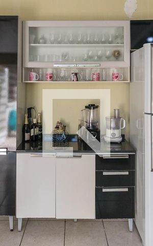 Apartamento à venda com 146m², 2 quartos e sem vaga Apartamento à venda com 146m², 2 quartos e sem vagaCozinha - Armários