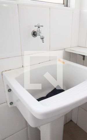 Apartamento à venda com 83m², 2 quartos e 1 vaga Apartamento à venda com 83m², 2 quartos e 1 vagaÁrea de Serviço