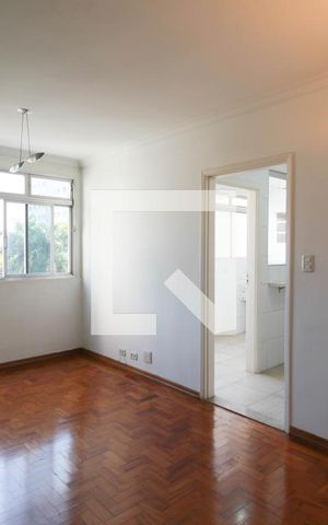 Apartamento à venda com 83m², 2 quartos e 1 vaga Apartamento à venda com 83m², 2 quartos e 1 vagaSala