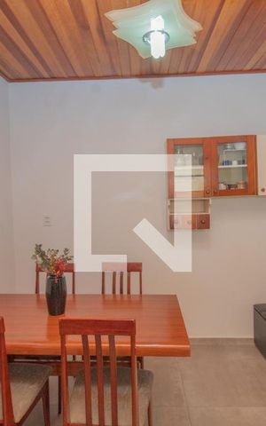 Casa à venda com 240m², 3 quartos e 2 vagas Casa à venda com 240m², 3 quartos e 2 vagasSala casa 1
