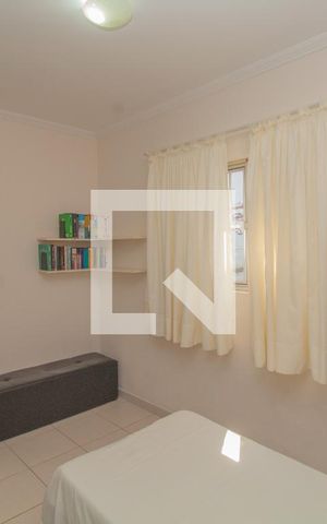 Casa à venda com 240m², 3 quartos e 2 vagas Casa à venda com 240m², 3 quartos e 2 vagasQuarto 1 casa 2
