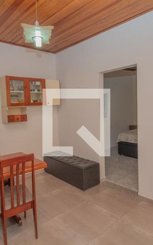Casa à venda com 240m², 3 quartos e 2 vagas Casa à venda com 240m², 3 quartos e 2 vagasSala casa 1