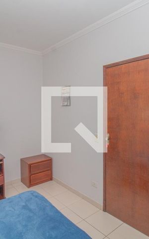 Casa à venda com 240m², 3 quartos e 2 vagas Casa à venda com 240m², 3 quartos e 2 vagasQuarto 3 casa 2