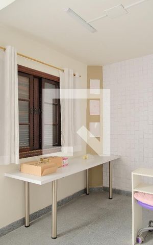 Casa para alugar com 255m², 4 quartos e 8 vagasQuarto de Serviço