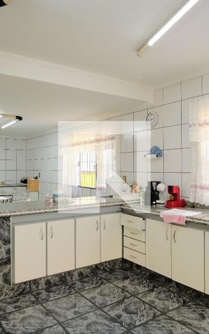 Casa para alugar com 255m², 4 quartos e 8 vagasCozinha