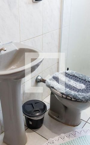 Casa à venda com 125m², 3 quartos e 2 vagas Casa à venda com 125m², 3 quartos e 2 vagasBanheiro da Suíte 2