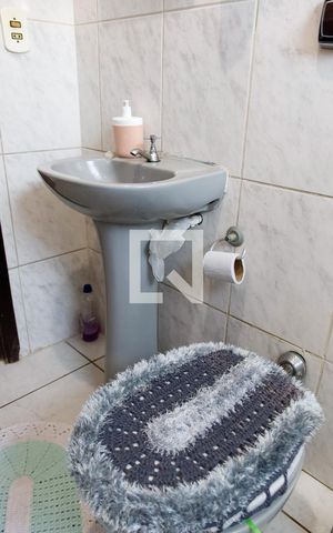 Casa à venda com 125m², 3 quartos e 2 vagas Casa à venda com 125m², 3 quartos e 2 vagasBanheiro da Suíte 2