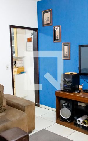 Casa à venda com 125m², 3 quartos e 2 vagas Casa à venda com 125m², 3 quartos e 2 vagassala