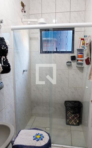Casa à venda com 125m², 3 quartos e 2 vagas Casa à venda com 125m², 3 quartos e 2 vagasBanheiro