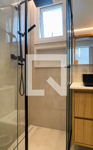 Apartamento à venda com 105m², 2 quartos e 2 vagas Apartamento à venda com 105m², 2 quartos e 2 vagasBanheiro