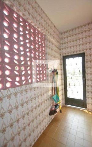 Casa à venda com 300m², 3 quartos e 2 vagasÁrea de Serviço