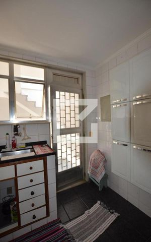 Casa à venda com 300m², 3 quartos e 2 vagasCozinha da Casa Anexa
