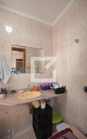 Casa à venda com 300m², 3 quartos e 2 vagasBanheiro da Casa Anexa