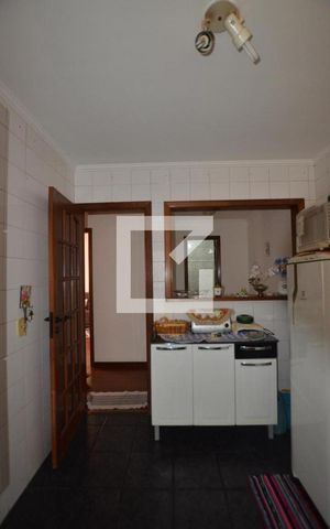 Casa à venda com 300m², 3 quartos e 2 vagasCozinha da Casa Anexa