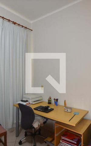 Casa à venda com 300m², 3 quartos e 2 vagasQuarto 2