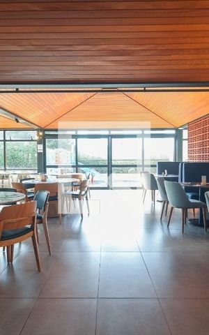 Studio à venda com 31m², 1 quarto e 1 vaga Studio à venda com 31m², 1 quarto e 1 vagaCondomínio - Restaurante