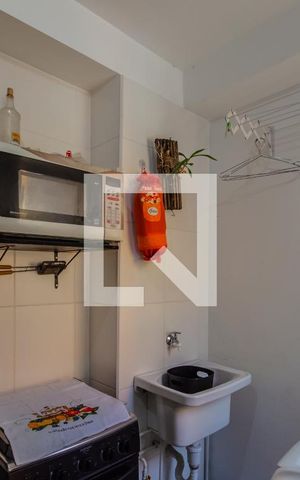 Apartamento à venda com 47m², 1 quarto e sem vaga Apartamento à venda com 47m², 1 quarto e sem vagaCozinha e Área de Serviço