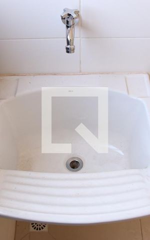 Apartamento à venda com 56m², 2 quartos e 1 vagaCozinha e Área de Serviço