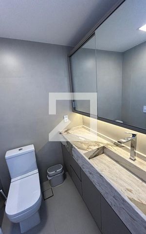 Apartamento para alugar com 100m², 3 quartos e 2 vagas Apartamento para alugar com 100m², 3 quartos e 2 vagasBanheiro da Suíte