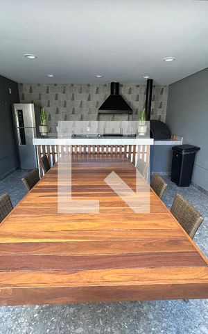 Apartamento para alugar com 100m², 3 quartos e 2 vagas Apartamento para alugar com 100m², 3 quartos e 2 vagasÁrea comum - Churrasqueira