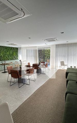Apartamento para alugar com 100m², 3 quartos e 2 vagas Apartamento para alugar com 100m², 3 quartos e 2 vagasÁrea comum - Salão de festas
