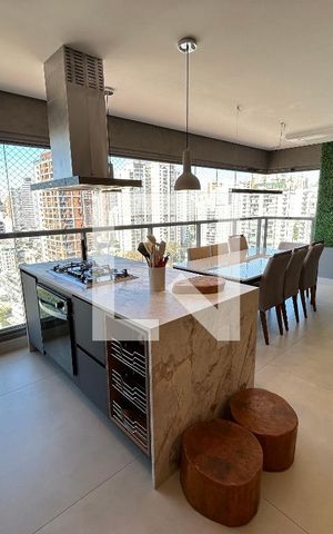 Apartamento para alugar com 100m², 3 quartos e 2 vagas Apartamento para alugar com 100m², 3 quartos e 2 vagasCozinha