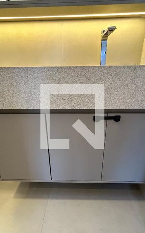 Apartamento para alugar com 100m², 3 quartos e 2 vagas Apartamento para alugar com 100m², 3 quartos e 2 vagasBanheiro