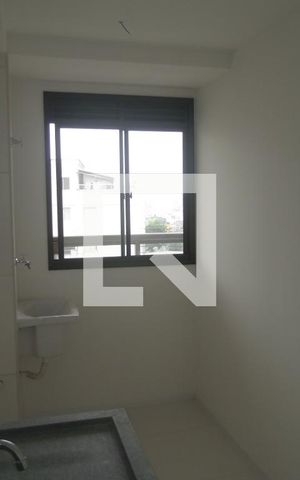 Apartamento para alugar com 60m², 2 quartos e sem vagaCozinha 