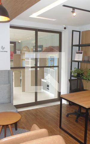 Apartamento para alugar com 60m², 2 quartos e sem vagaCowork