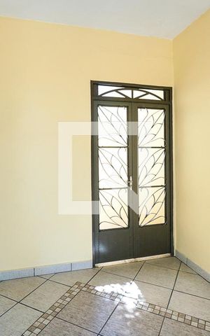 Casa à venda com 251m², 3 quartos e 2 vagas Casa à venda com 251m², 3 quartos e 2 vagasHall de entrada