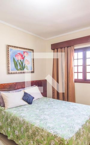 Casa à venda com 139m², 3 quartos e 4 vagas Casa à venda com 139m², 3 quartos e 4 vagasQuarto 2