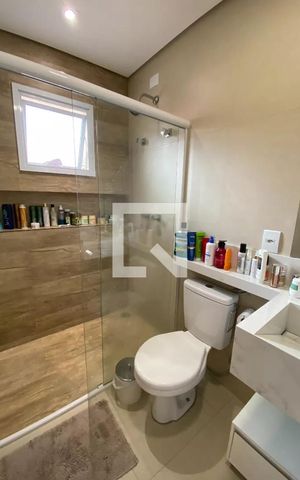 Casa de condomínio à venda com 300m², 3 quartos e 4 vagas