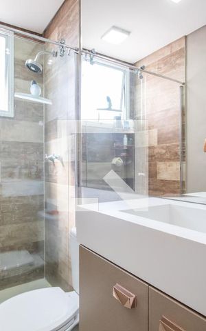 Apartamento para alugar com 83m², 2 quartos e 2 vagas Apartamento para alugar com 83m², 2 quartos e 2 vagasBanheiro da Suíte