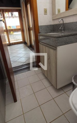 Apartamento à venda com 150m², 2 quartos e 4 vagas Apartamento à venda com 150m², 2 quartos e 4 vagasLavabo