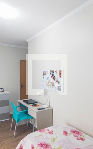 Casa à venda com 190m², 3 quartos e 4 vagas Casa à venda com 190m², 3 quartos e 4 vagasQuarto 3