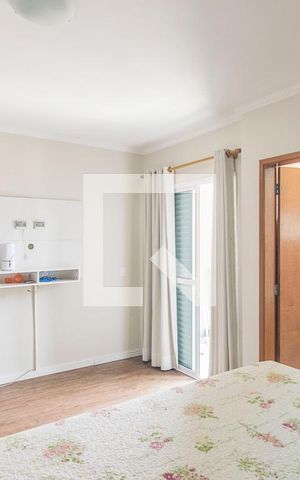 Casa à venda com 190m², 3 quartos e 4 vagas Casa à venda com 190m², 3 quartos e 4 vagasQuarto 1 Suite