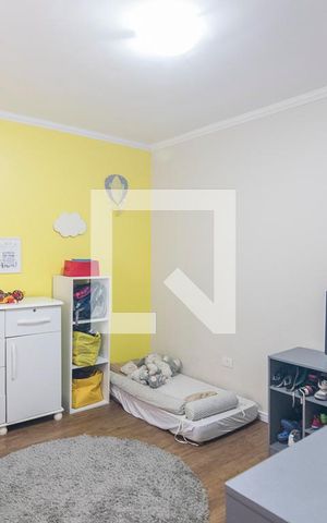 Casa à venda com 190m², 3 quartos e 4 vagas Casa à venda com 190m², 3 quartos e 4 vagasQuarto 2