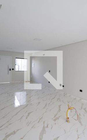 Casa à venda com 130m², 3 quartos e 2 vagas Casa à venda com 130m², 3 quartos e 2 vagasCozinha