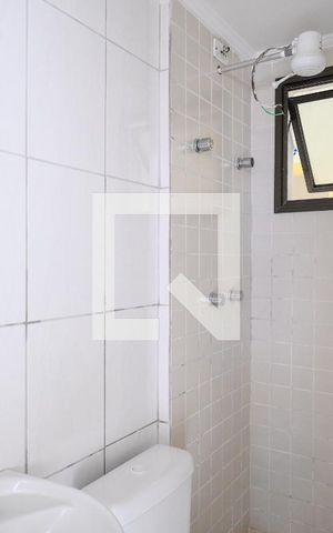 Apartamento à venda com 71m², 3 quartos e 1 vaga Apartamento à venda com 71m², 3 quartos e 1 vagaBanheiro 2